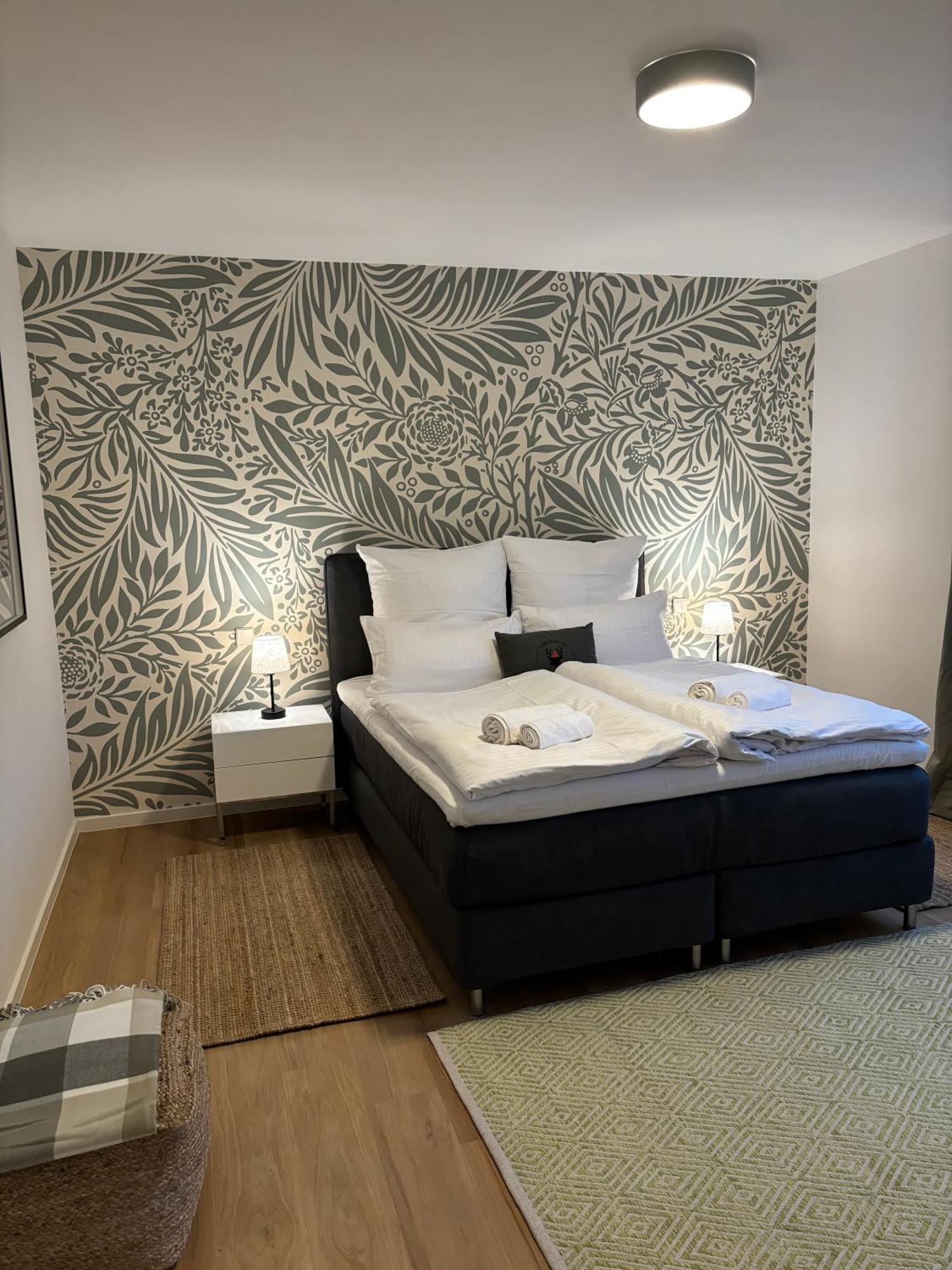Gesamte Wohnung, Kueche, Parkplatz, Terrasse Bad Bellingen Esterno foto