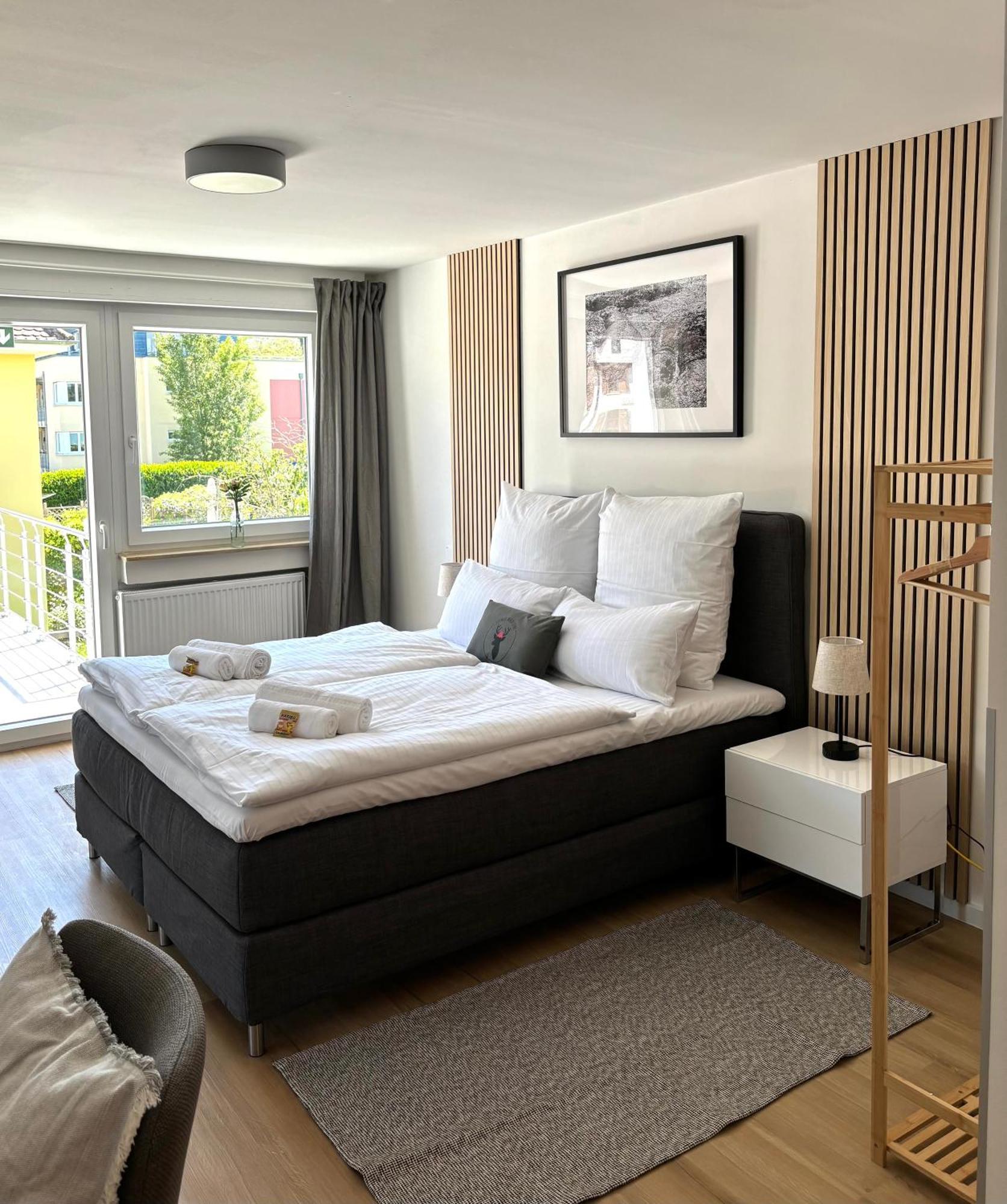 Gesamte Wohnung, Kueche, Parkplatz, Terrasse Bad Bellingen Esterno foto