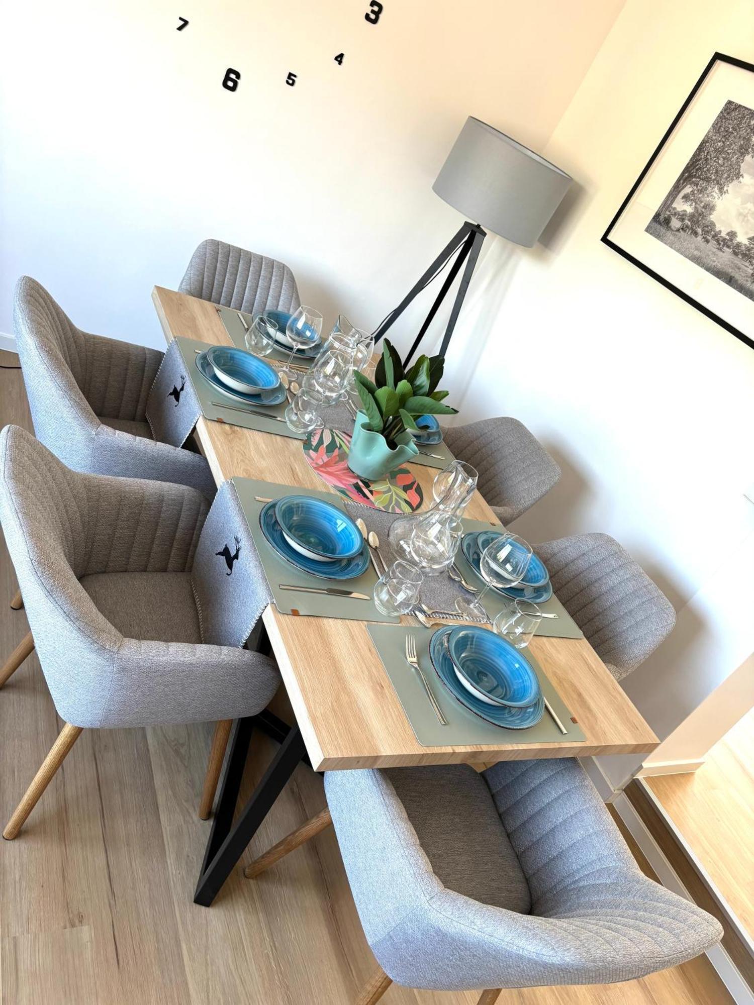 Gesamte Wohnung, Kueche, Parkplatz, Terrasse Bad Bellingen Esterno foto