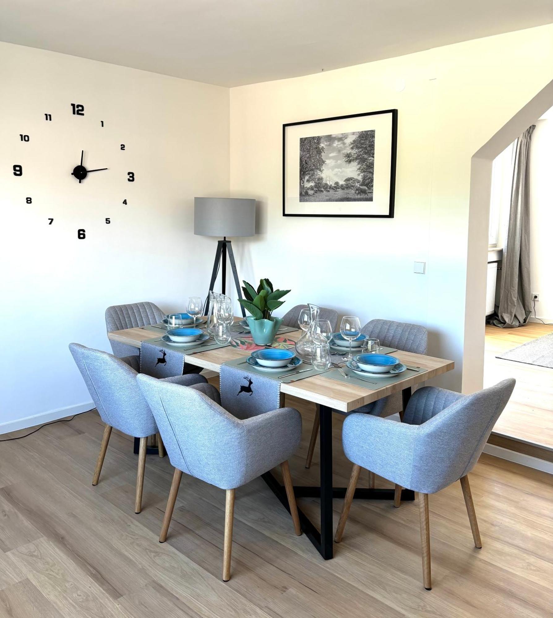 Gesamte Wohnung, Kueche, Parkplatz, Terrasse Bad Bellingen Esterno foto